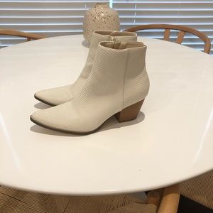 Lulus & Matisse white boots